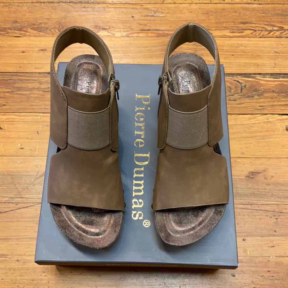 Pierre Dumas Brown Wedge Sandals